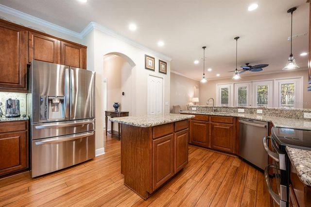 863 STRATHMORE DRIVE, Orlando, FL 32803