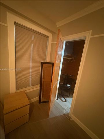 6837 SW 39th Ter 2, Miami, FL 33155