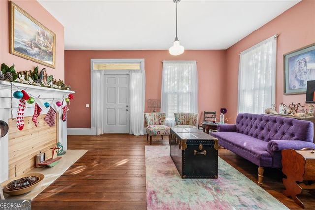 66 Merritt Street, Hawkinsville, GA 31036