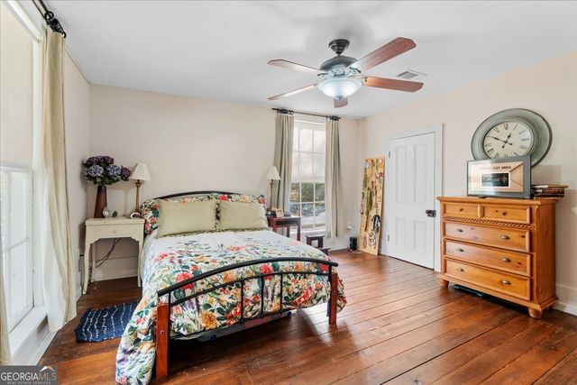 66 Merritt Street, Hawkinsville, GA 31036