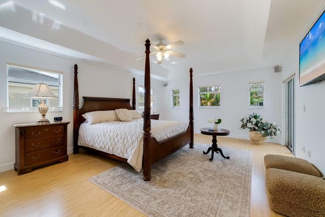 8523 SW 139th Ter, Palmetto Bay, FL 33158