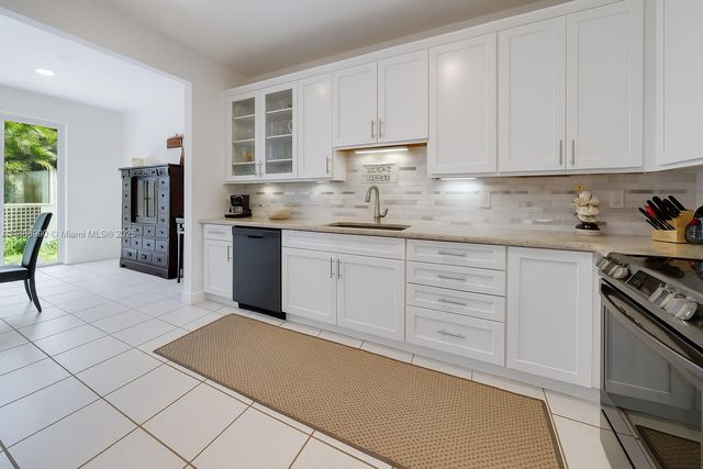 8523 SW 139th Ter, Palmetto Bay, FL 33158