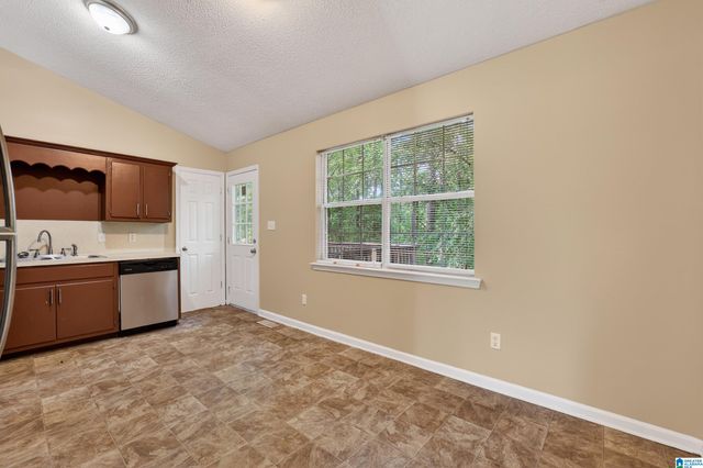 704 14TH AVENUE NW, Center Point, AL 35215