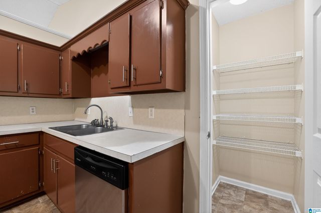 704 14TH AVENUE NW, Center Point, AL 35215