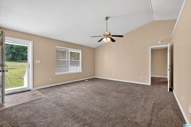 704 14TH AVENUE NW, Center Point, AL 35215