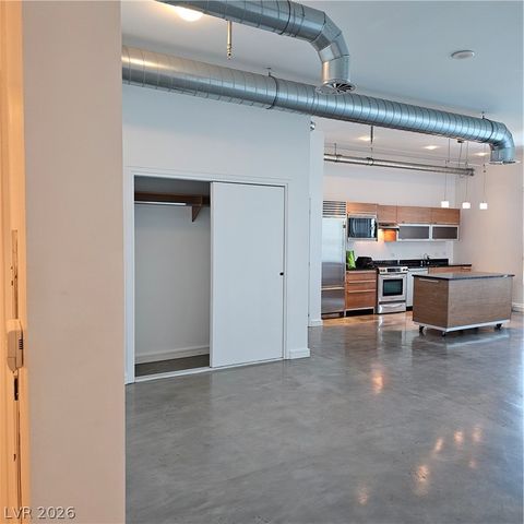 200 Hoover Avenue 1402, Las Vegas, NV 89101