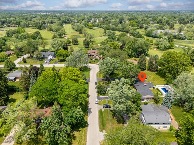 617 S Glendale Lane, Mount Prospect, IL 60056