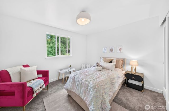 4211 210 th Place NE, Sammamish, WA 98074