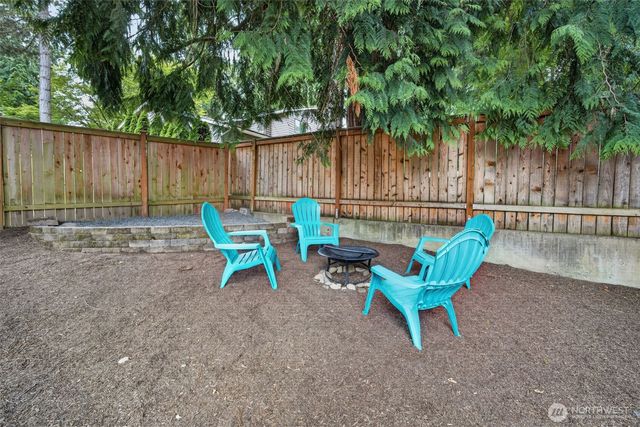 4211 210 th Place NE, Sammamish, WA 98074
