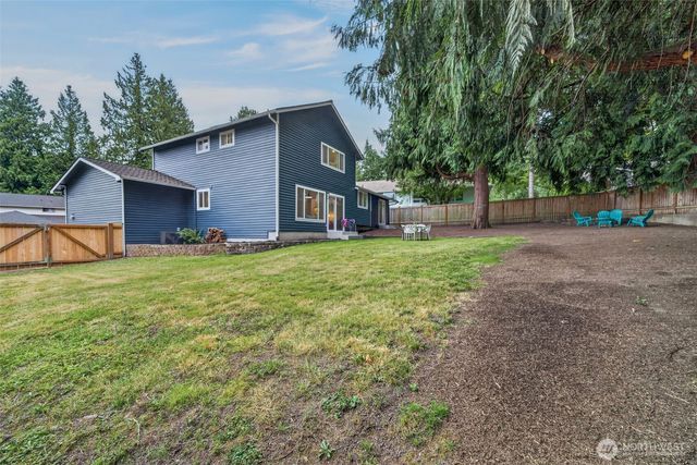 4211 210 th Place NE, Sammamish, WA 98074
