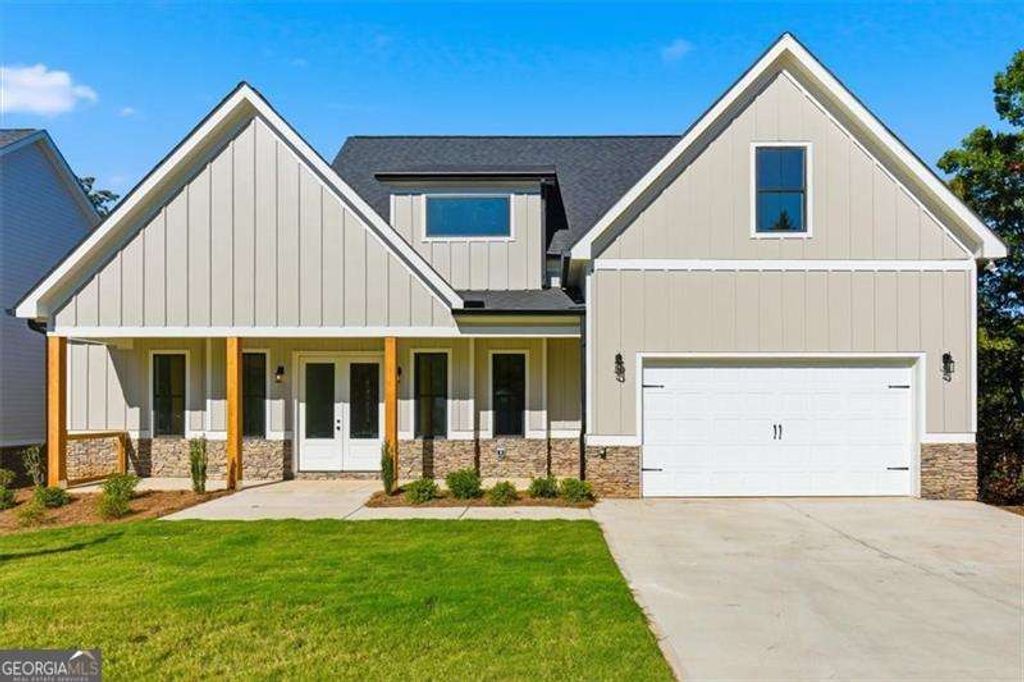 28 Bridgestone Way SE, Cartersville, GA 30120