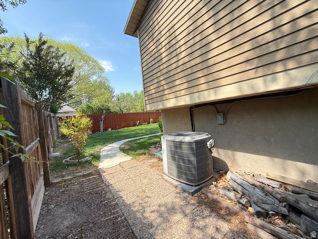 4072 S PEACHWOOD DR, West Valley City, UT 84119