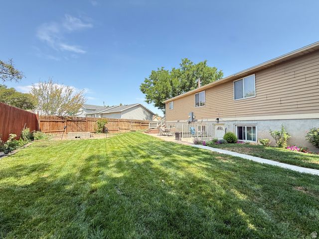 4072 S PEACHWOOD DR, West Valley City, UT 84119