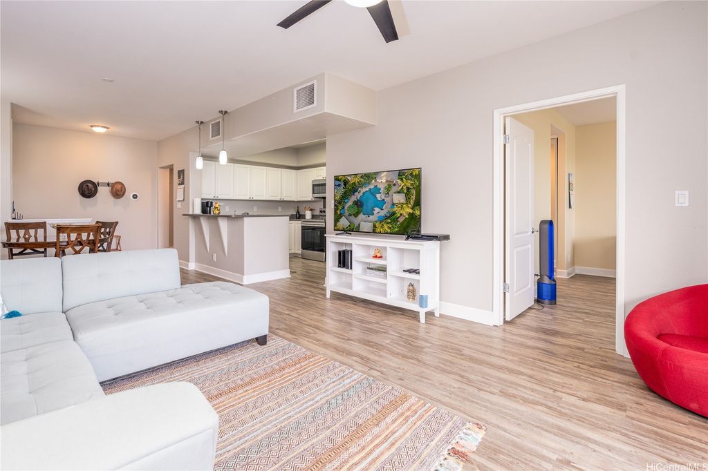 92-1067F Koio Drive M42-6, Kapolei, HI 96707