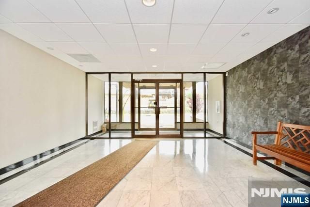 233 12th 2A, Palisades Park, NJ 07650