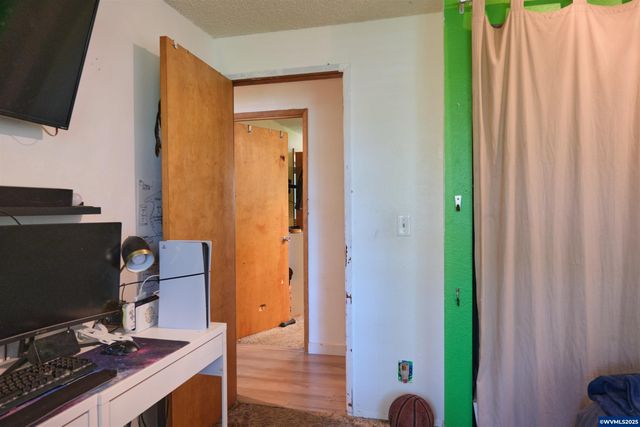 5555 Salinas Ct S, Salem, OR 97306