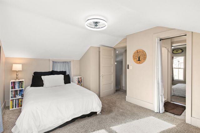 1426 45th Street, Des Moines, IA 50311