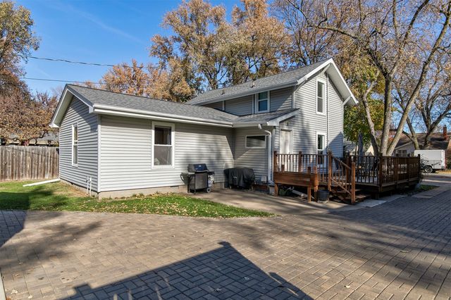 1426 45th Street, Des Moines, IA 50311