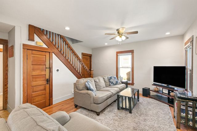 1426 45th Street, Des Moines, IA 50311