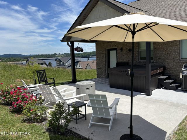 3152 Bridgewater Blvd, Morristown, TN 37814