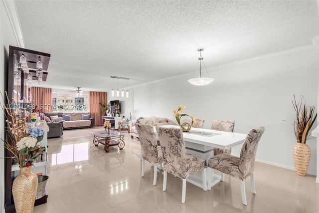 10133 NW 24th Pl 303, Sunrise, FL 33322