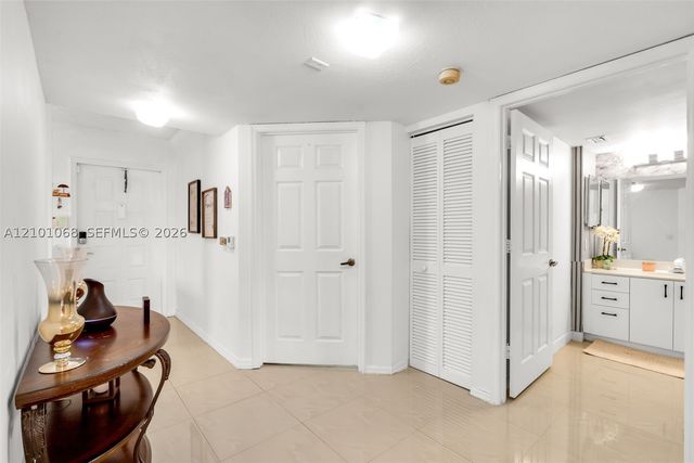 10133 NW 24th Pl 303, Sunrise, FL 33322