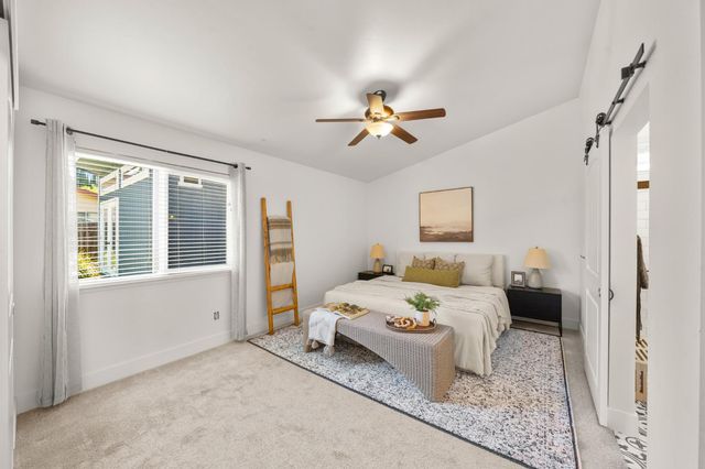 8936 Castle Park Dr, Elk Grove, CA 95624