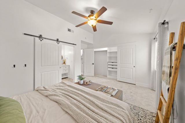 8936 Castle Park Dr, Elk Grove, CA 95624