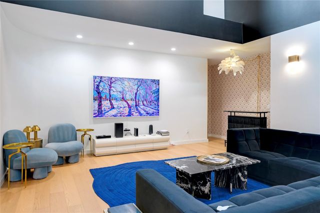 7809 Woodrow Ave, Austin, TX 78757