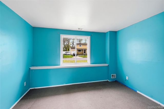 19 Liberty Avenue, Selden, NY 11784