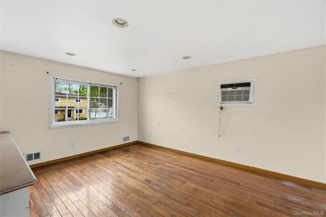 19 Liberty Avenue, Selden, NY 11784