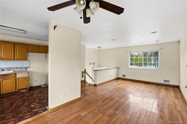 19 Liberty Avenue, Selden, NY 11784