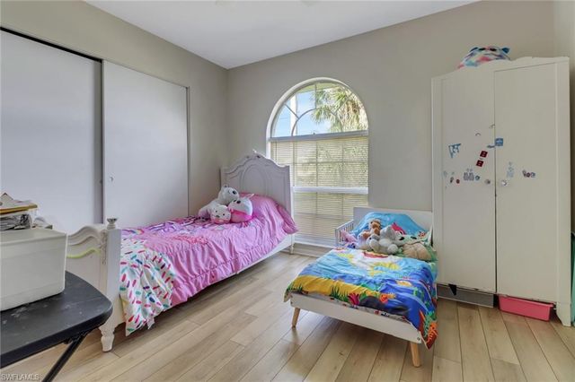 5333 Malaluka CT, Cape Coral, FL 33904