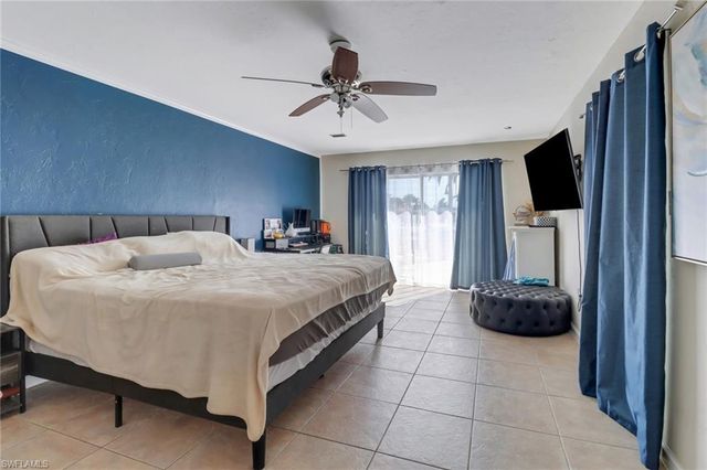 5333 Malaluka CT, Cape Coral, FL 33904