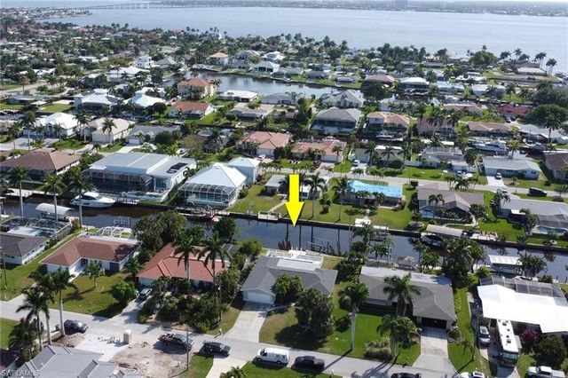 5333 Malaluka CT, Cape Coral, FL 33904