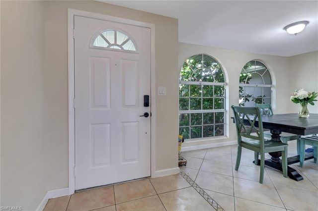 5333 Malaluka CT, Cape Coral, FL 33904