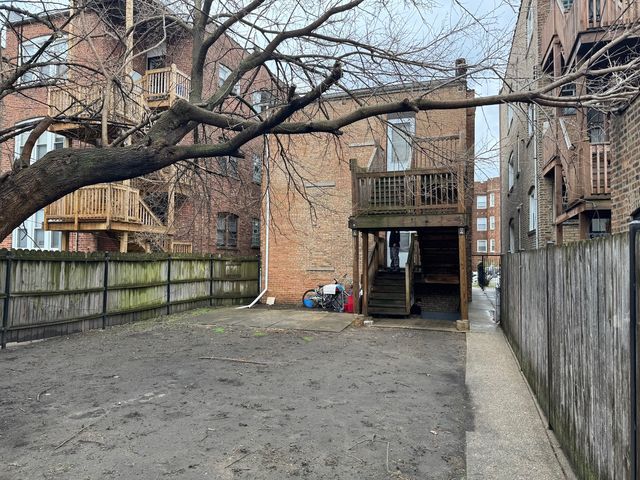 8047 S Vernon Avenue, Chicago, IL 60619