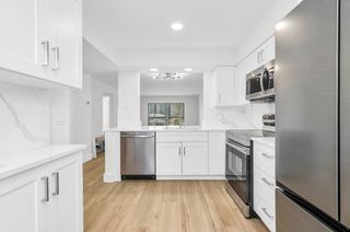 7290 Kinghurst Drive 301, Delray Beach, FL 33446