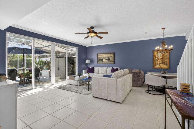 306 Salinas Drive, Palm Beach Gardens, FL 33410