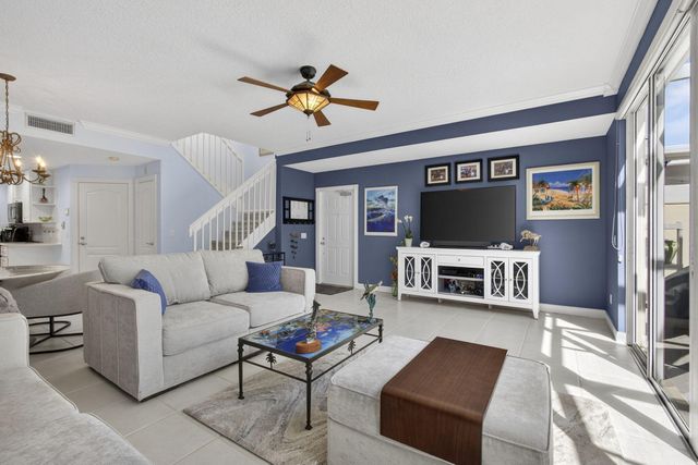 306 Salinas Drive, Palm Beach Gardens, FL 33410