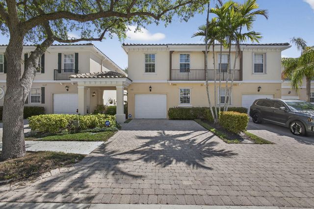 306 Salinas Drive, Palm Beach Gardens, FL 33410