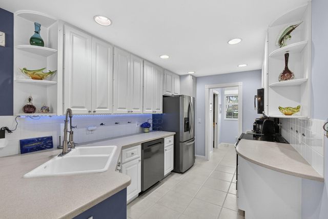 306 Salinas Drive, Palm Beach Gardens, FL 33410