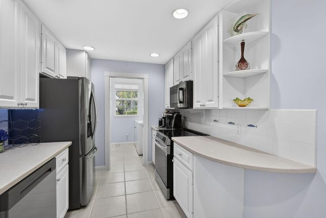 306 Salinas Drive, Palm Beach Gardens, FL 33410