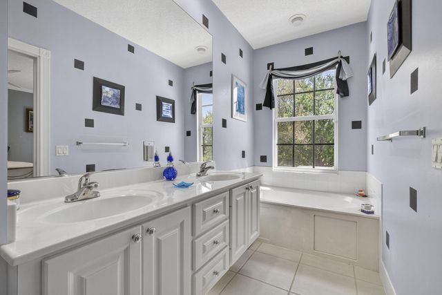 306 Salinas Drive, Palm Beach Gardens, FL 33410