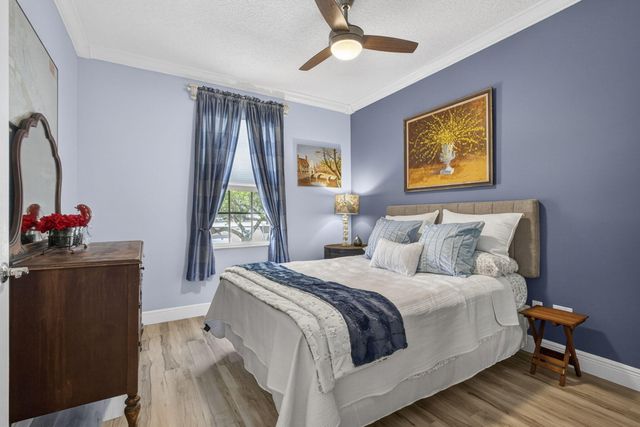306 Salinas Drive, Palm Beach Gardens, FL 33410