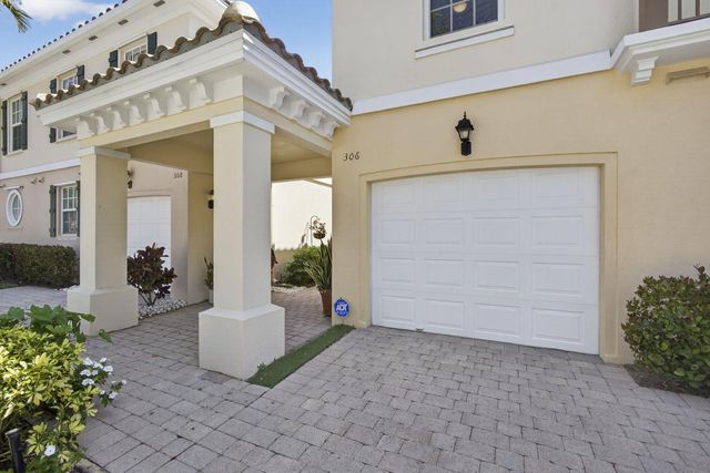 306 Salinas Drive, Palm Beach Gardens, FL 33410
