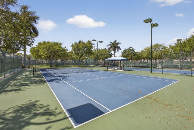 306 Salinas Drive, Palm Beach Gardens, FL 33410
