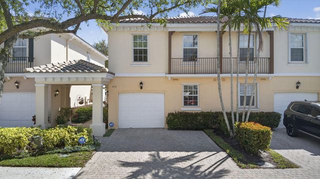 306 Salinas Drive, Palm Beach Gardens, FL 33410