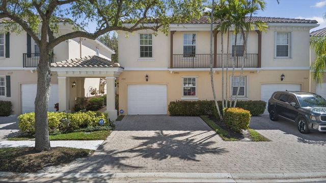 306 Salinas Drive, Palm Beach Gardens, FL 33410