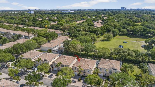 306 Salinas Drive, Palm Beach Gardens, FL 33410